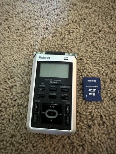 Roland studio - r-05,